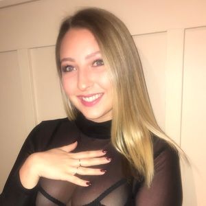 Meet your Posher, Marta